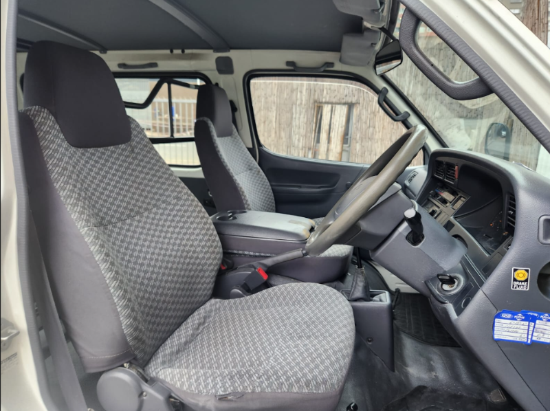  30735  TOYOTA HIACE  1999  