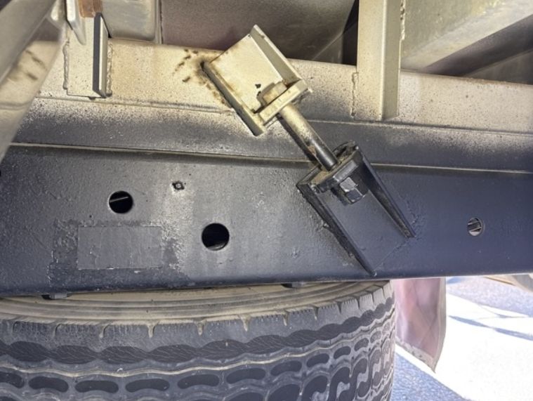  30739  HINO RANGER  1998  