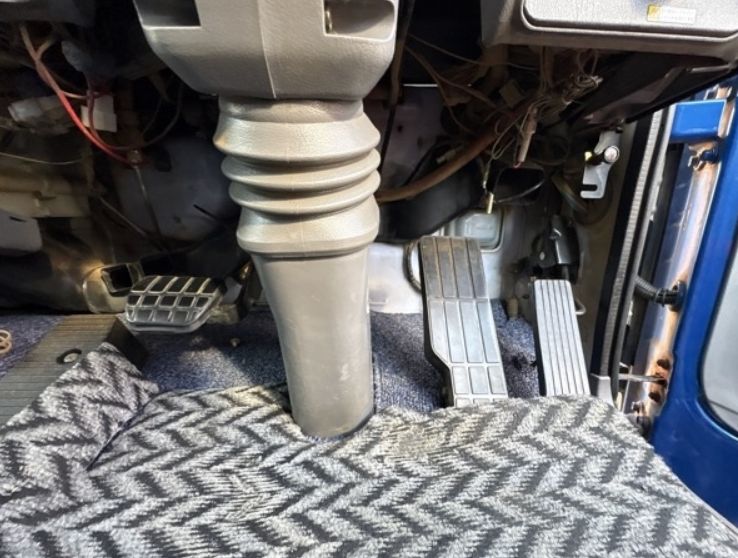  30739  HINO RANGER  1998  