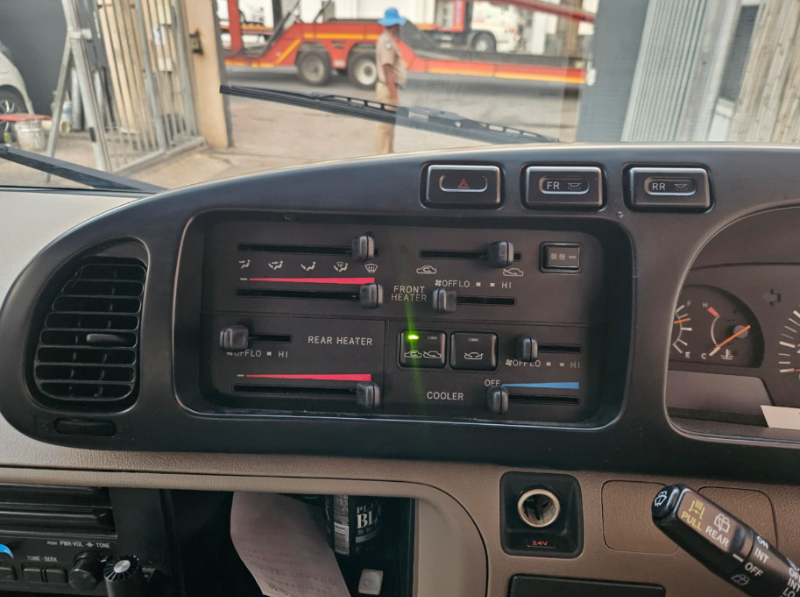  30740  TOYOTA COASTER  1997  