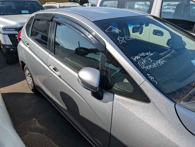  30752  HONDA FIT  2013  