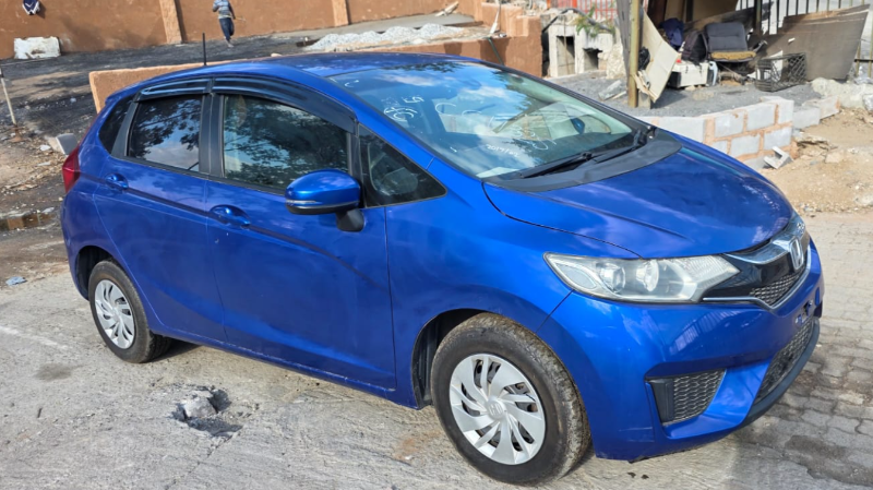  30753  HONDA FIT  2017 