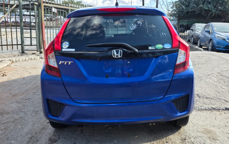  30753  HONDA FIT  2017  