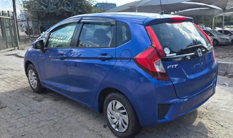  30753  HONDA FIT  2017  