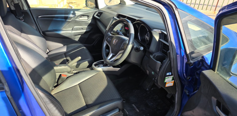  30753  HONDA FIT  2017  