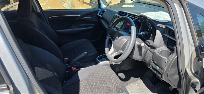  30756  HONDA FIT  2017  