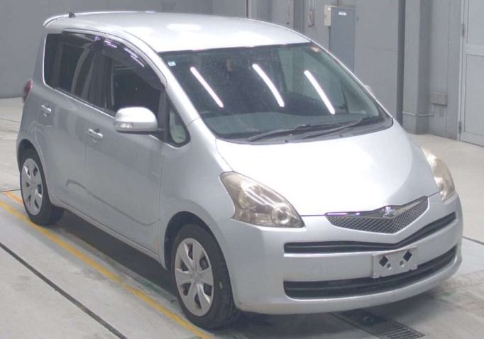  30760  TOYOTA RACTIS  2010  