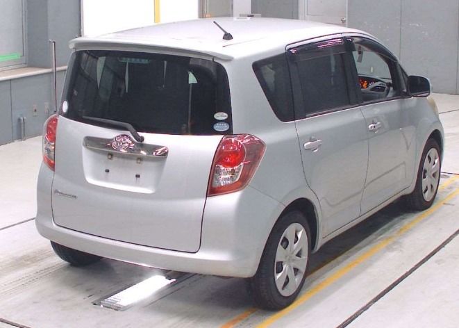  30760  TOYOTA RACTIS  2010  