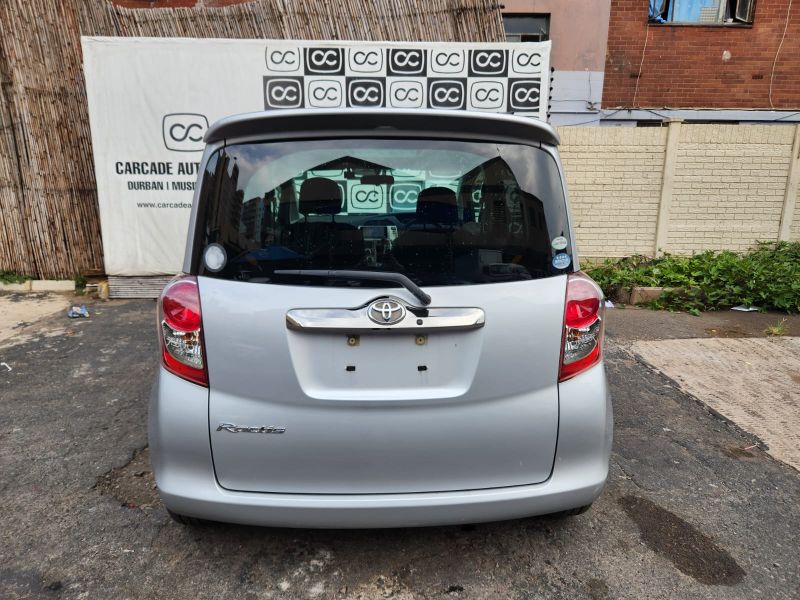  30760  TOYOTA RACTIS  2010  
