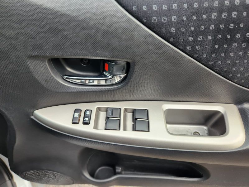  30760  TOYOTA RACTIS  2010  