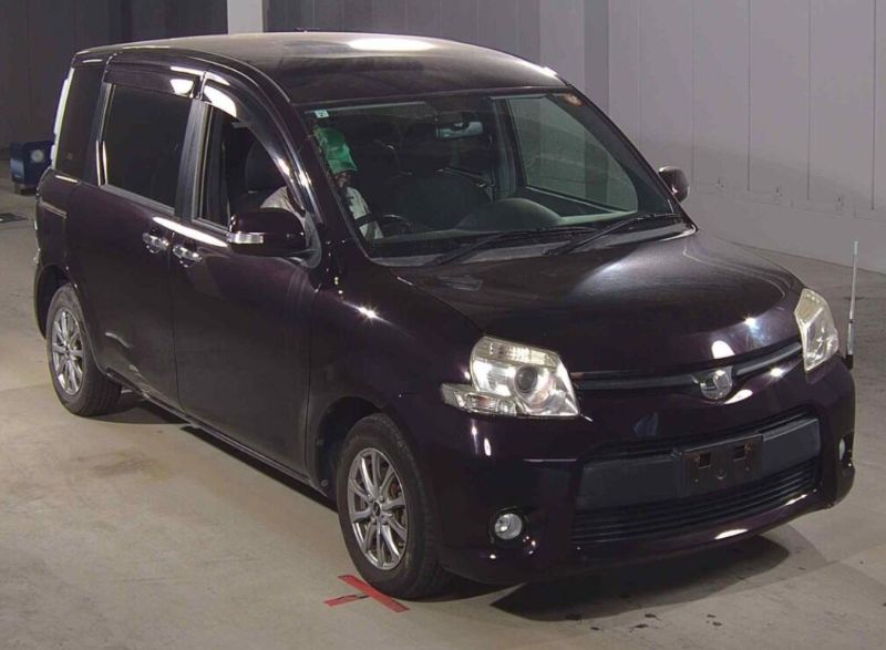  30761  TOYOTA SIENTA  2012  