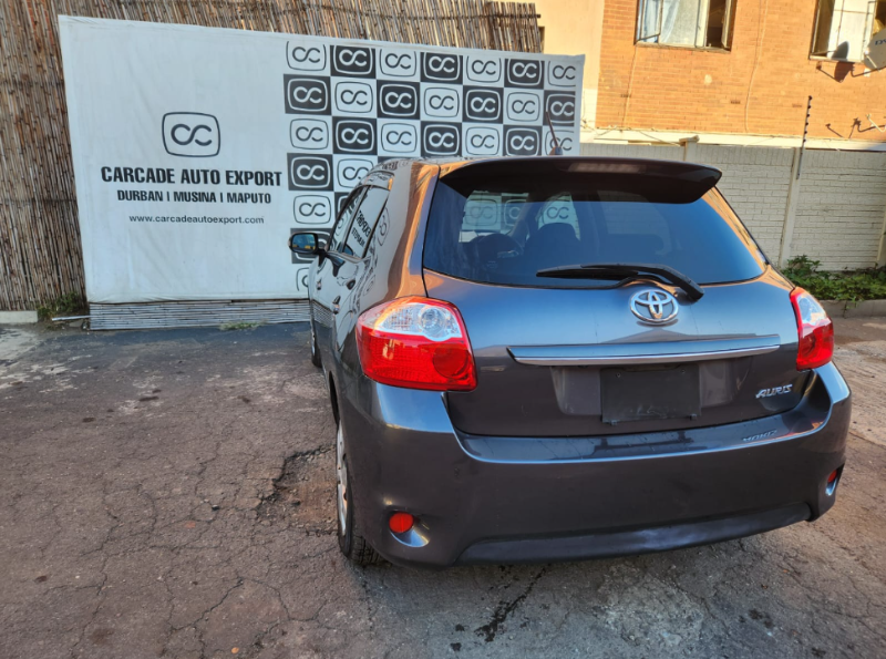  30763  TOYOTA AURIS  2011  