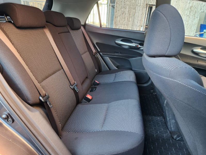  30763  TOYOTA AURIS  2011  