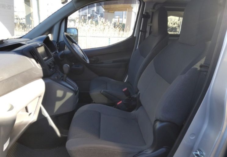  30767  NISSAN VANETTE  2020  