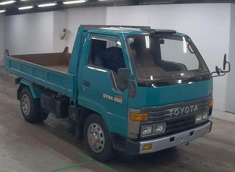  30774  TOYOTA DYNA  1990  