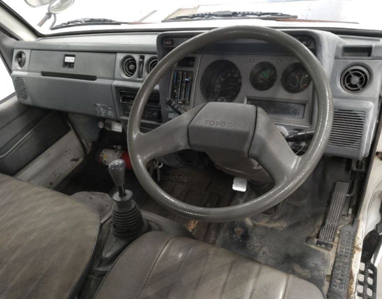  30775  TOYOTA DYNA  1993  