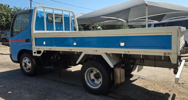  30786  HINO DUTRO  2007  