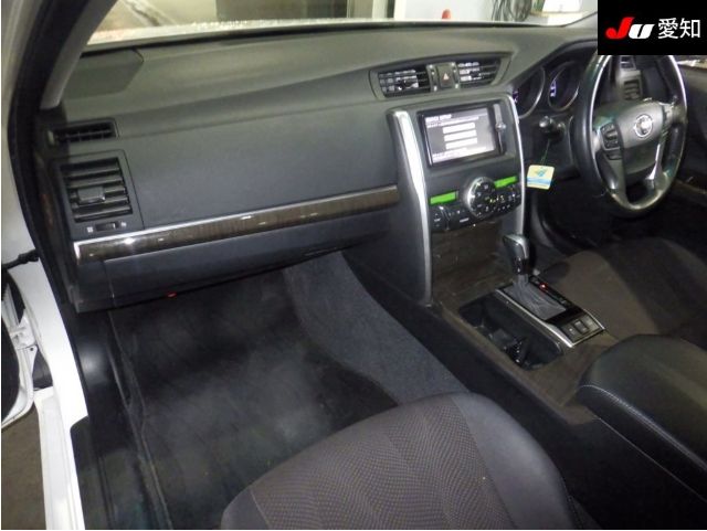  30788  TOYOTA MARK-X  2014  