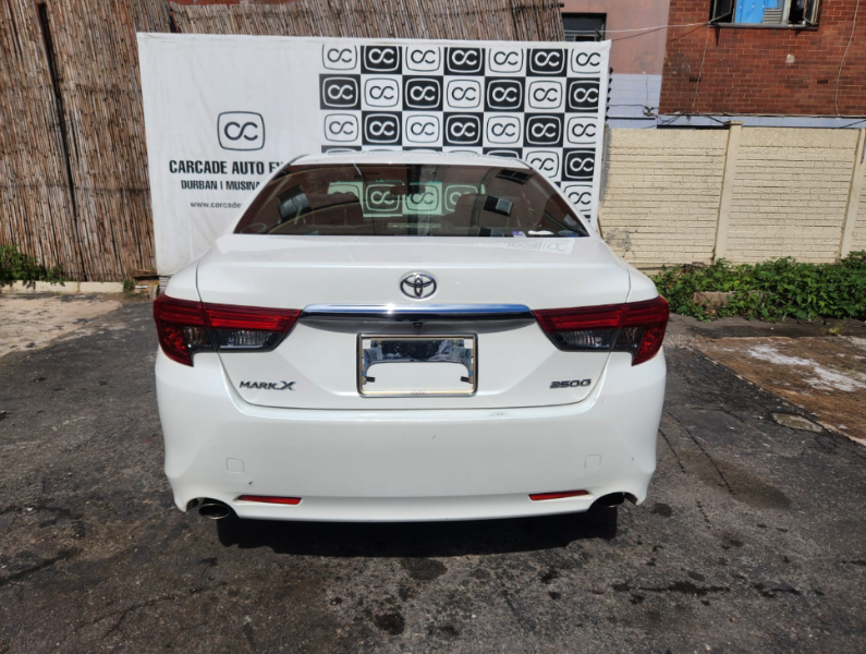  30788  TOYOTA MARK-X  2014  