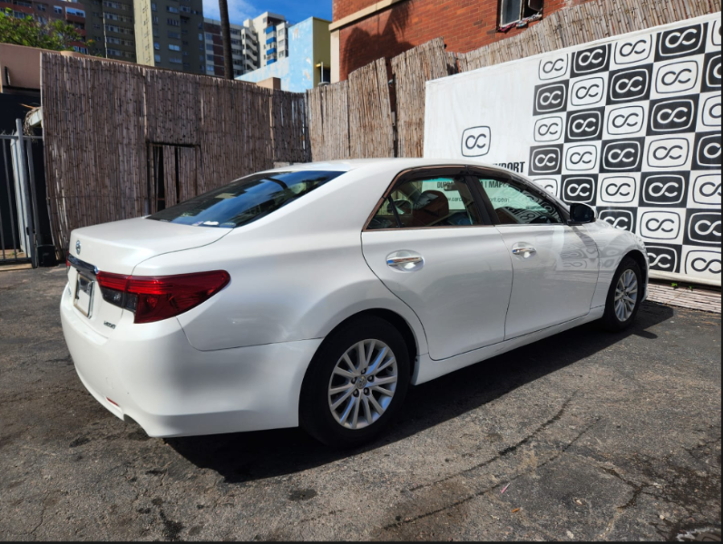  30788  TOYOTA MARK-X  2014  