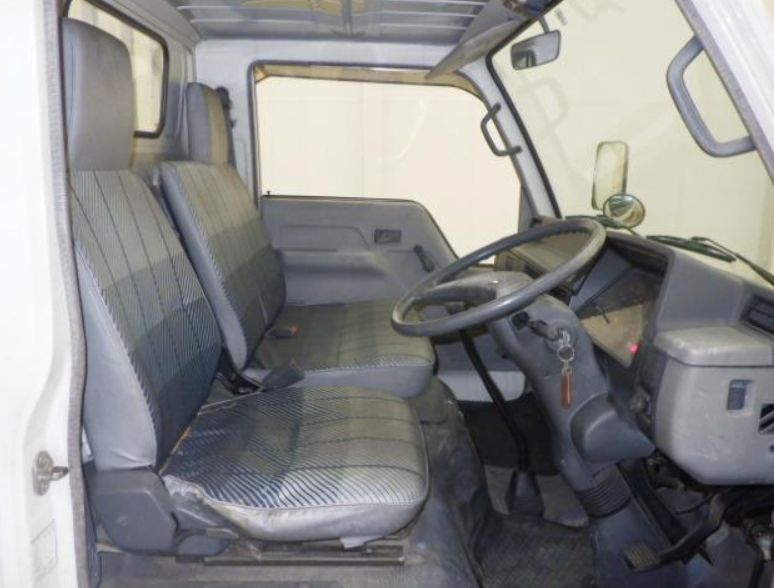  30793  MITSUBISHI CANTER  1986  