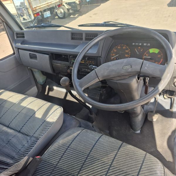  30793  MITSUBISHI CANTER  1986  