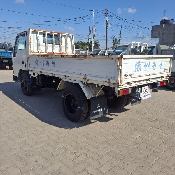  30793  MITSUBISHI CANTER  1986  