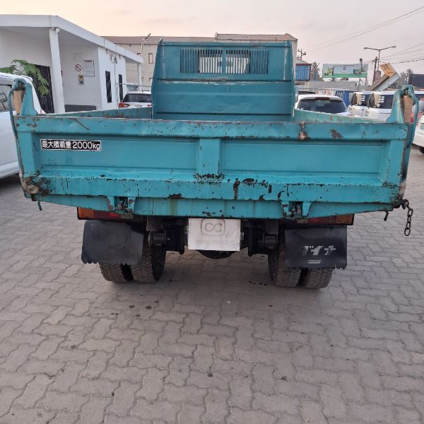  30803  TOYOTA DYNA DUMP  1987  