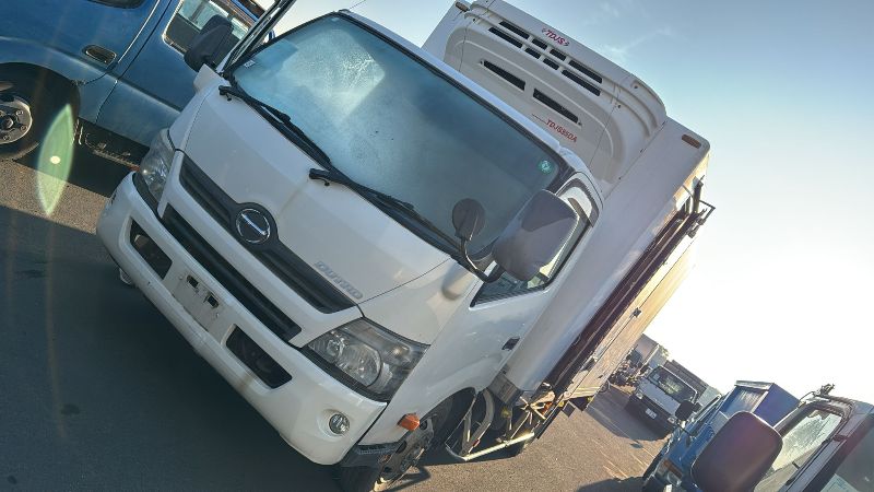  30804  HINO DUTRO  2012  