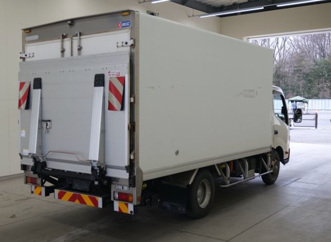  30804  HINO DUTRO  2012  