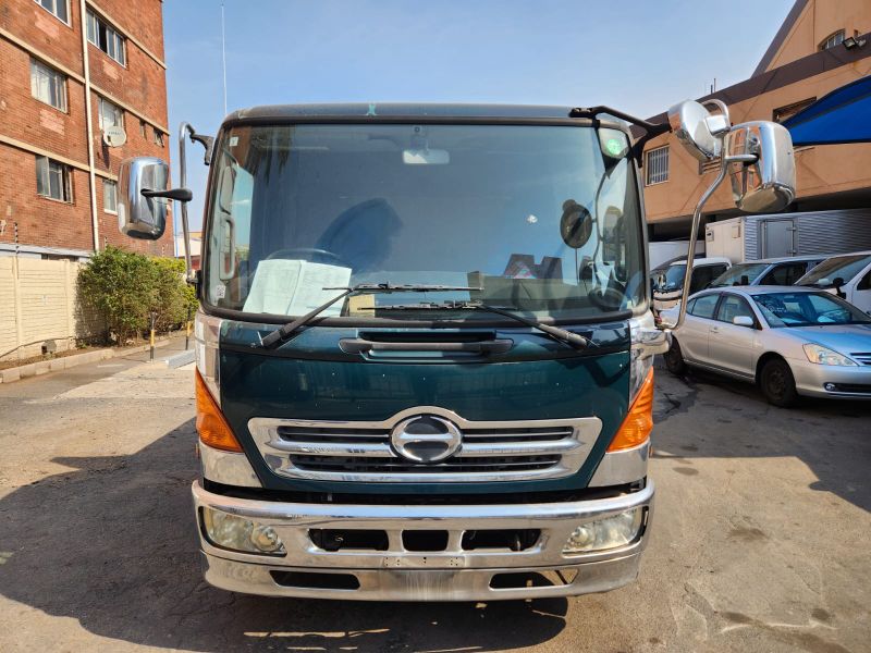  30808  HINO RANGER  2004  
