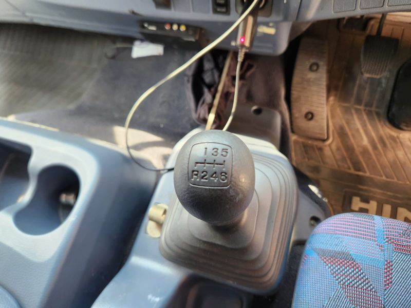  30808  HINO RANGER  2004  