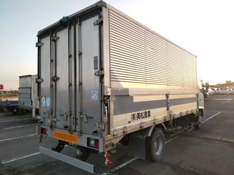  30813  HINO RANGER  2002  
