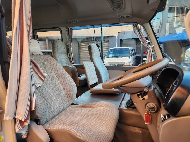  30814  TOYOTA COASTER  2000  