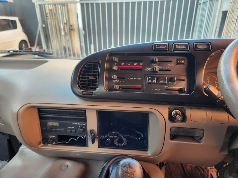  30814  TOYOTA COASTER  2000  