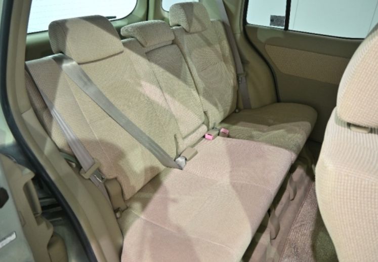  30819  TOYOTA RAUM  2005  