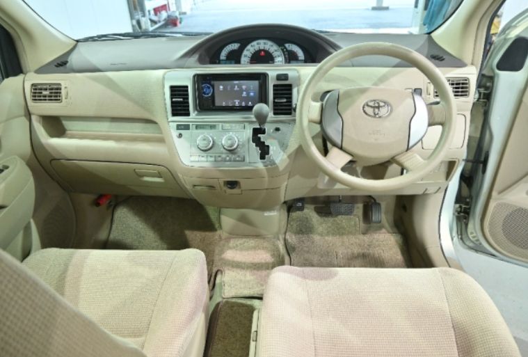  30819  TOYOTA RAUM  2005  