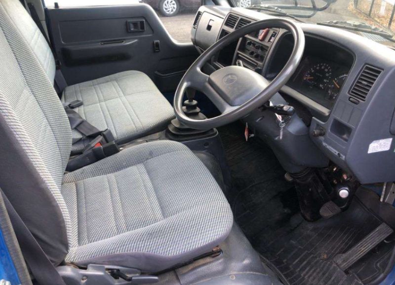  30825  TOYOTA TOYOACE  1997  