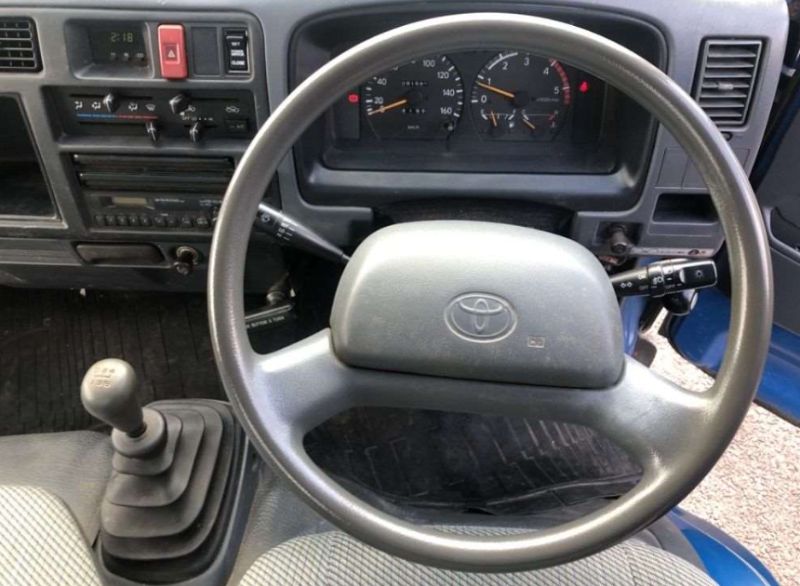  30825  TOYOTA TOYOACE  1997  