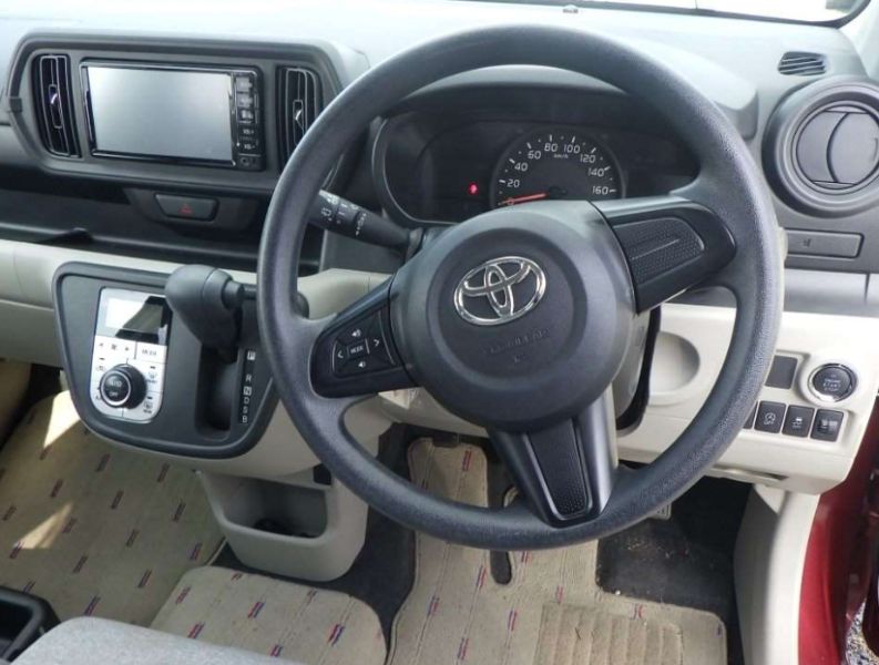  30826  TOYOTA PASSO  2017  