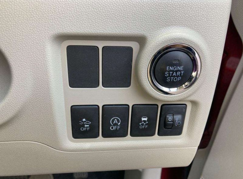  30826  TOYOTA PASSO  2017  