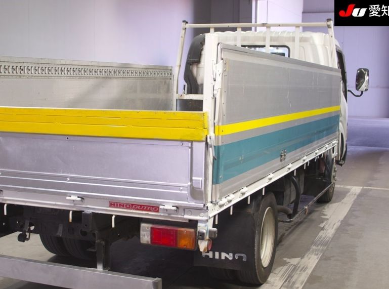  30827  HINO DUTRO  2005  