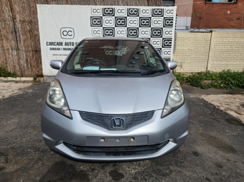  30828  HONDA FIT  2010  