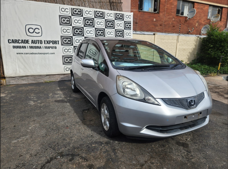  30828  HONDA FIT  2010  