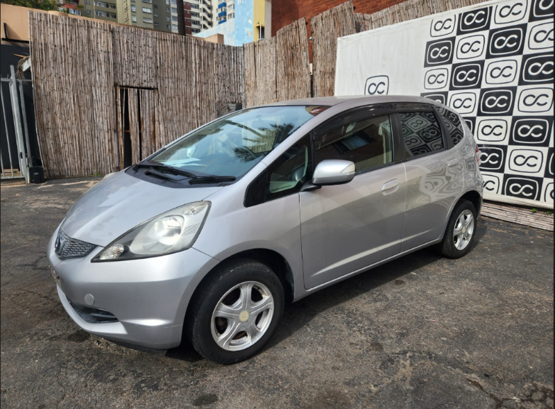  30828  HONDA FIT  2010 