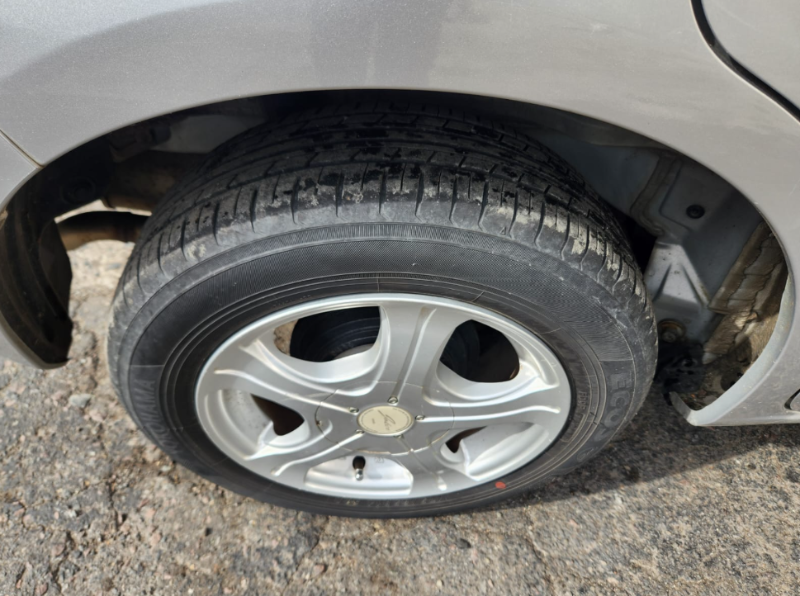  30828  HONDA FIT  2010  