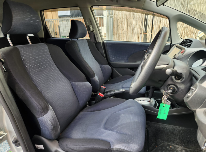  30828  HONDA FIT  2010  