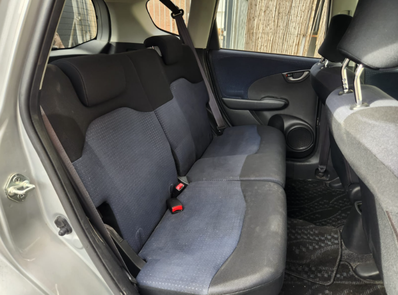 30828  HONDA FIT  2010  