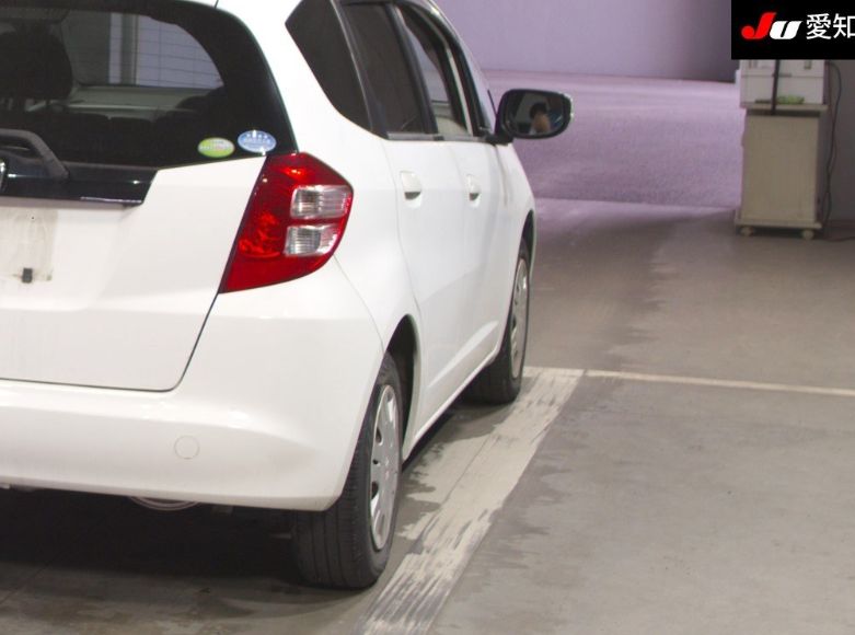  30829  HONDA FIT  2009  