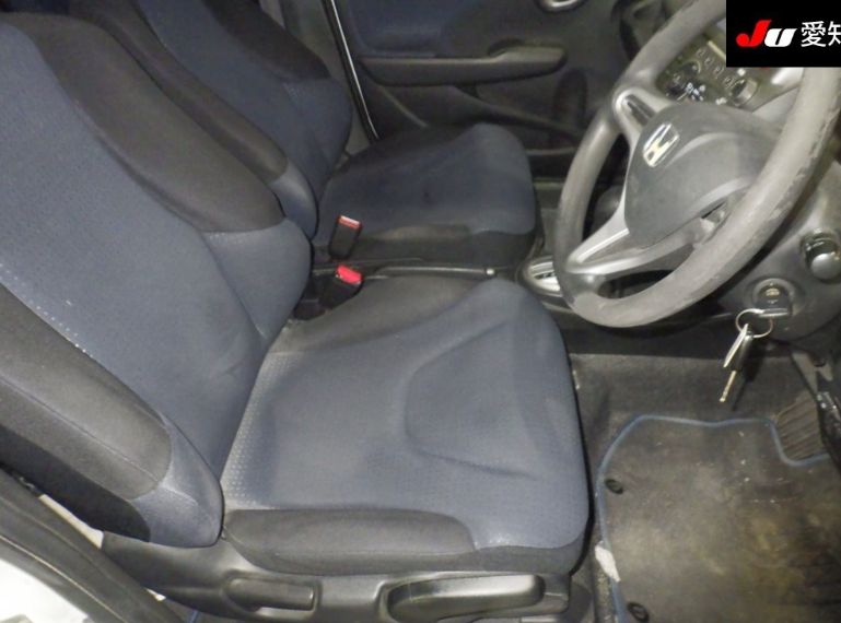  30829  HONDA FIT  2009  